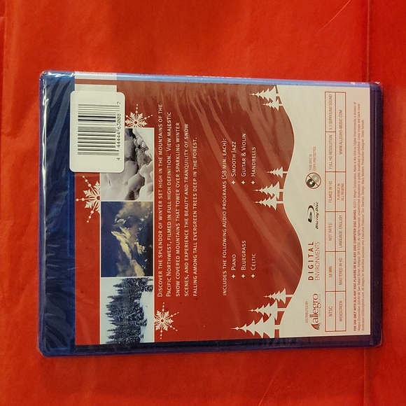 🌲 Winter Splendor Blu-ray disc Christmas scenery & music - Picture 2 of 3